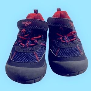 Boys shoes